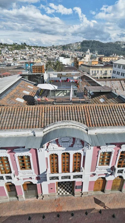 Carlota Sustainable Design Hotel Quito Exterior photo