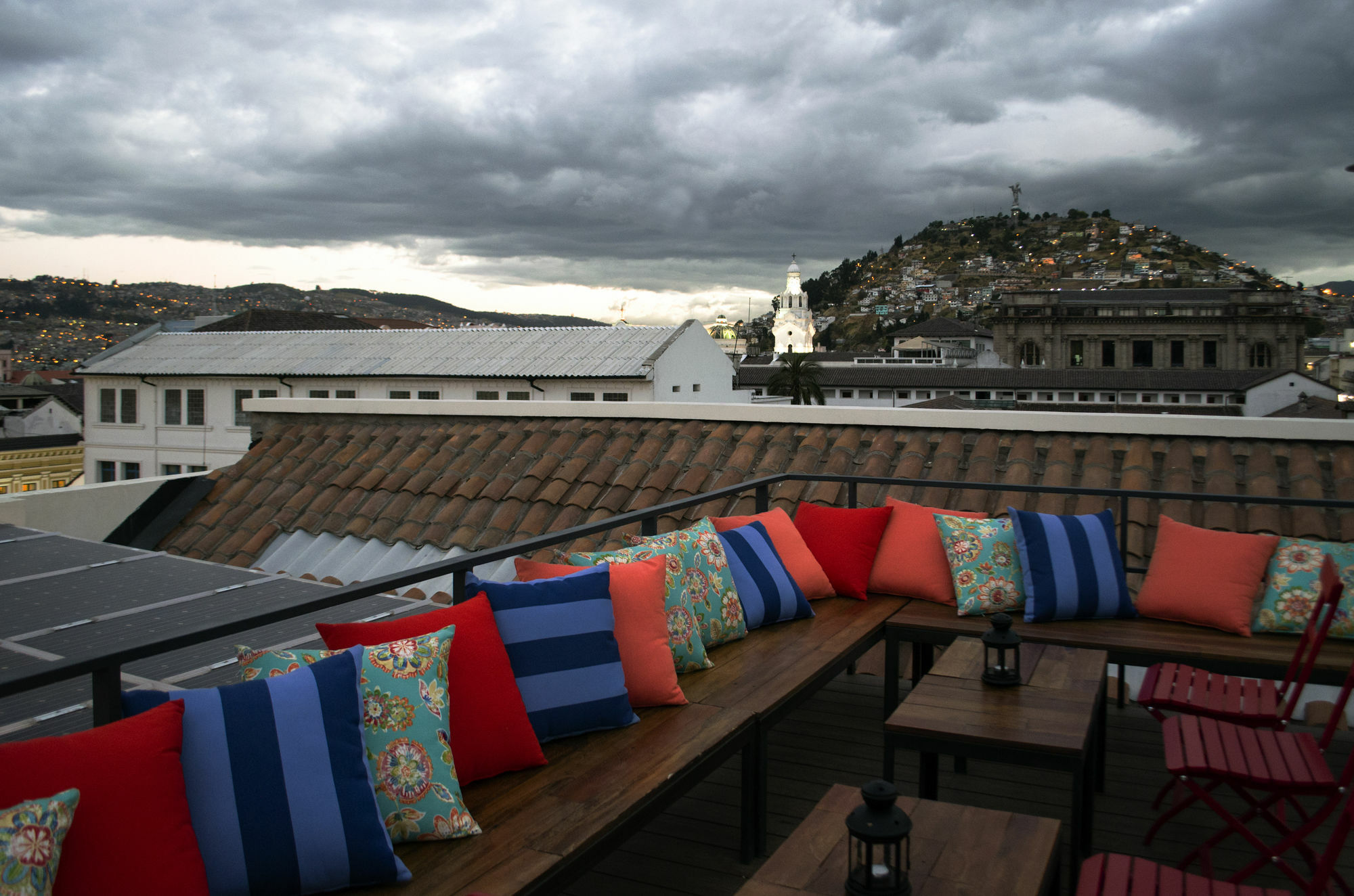 Carlota Sustainable Design Hotel Quito Exterior photo