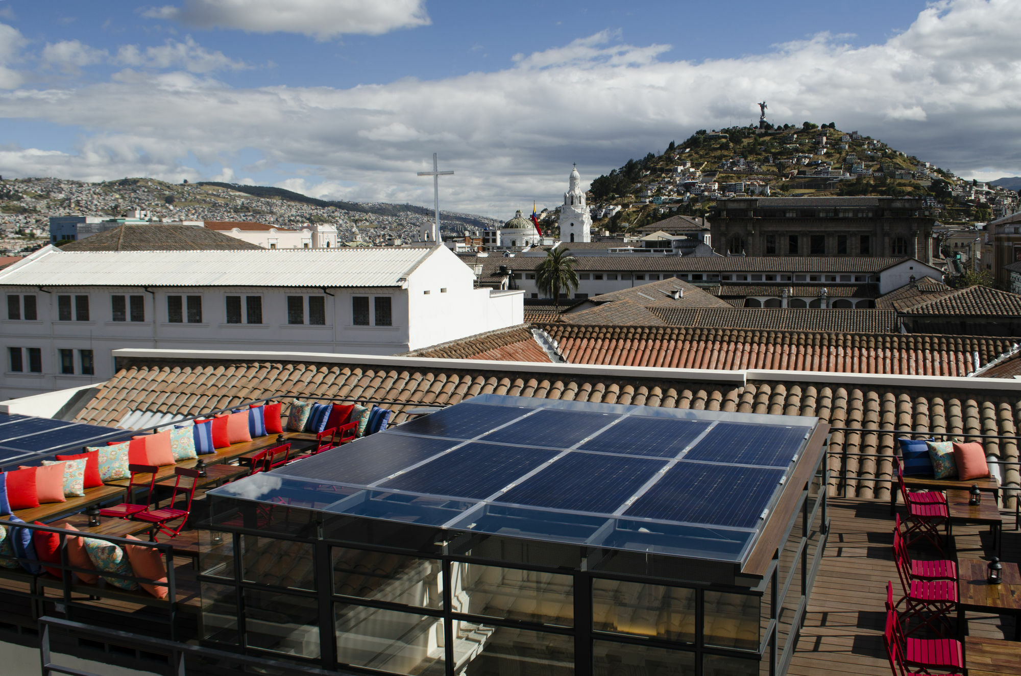 Carlota Sustainable Design Hotel Quito Exterior photo